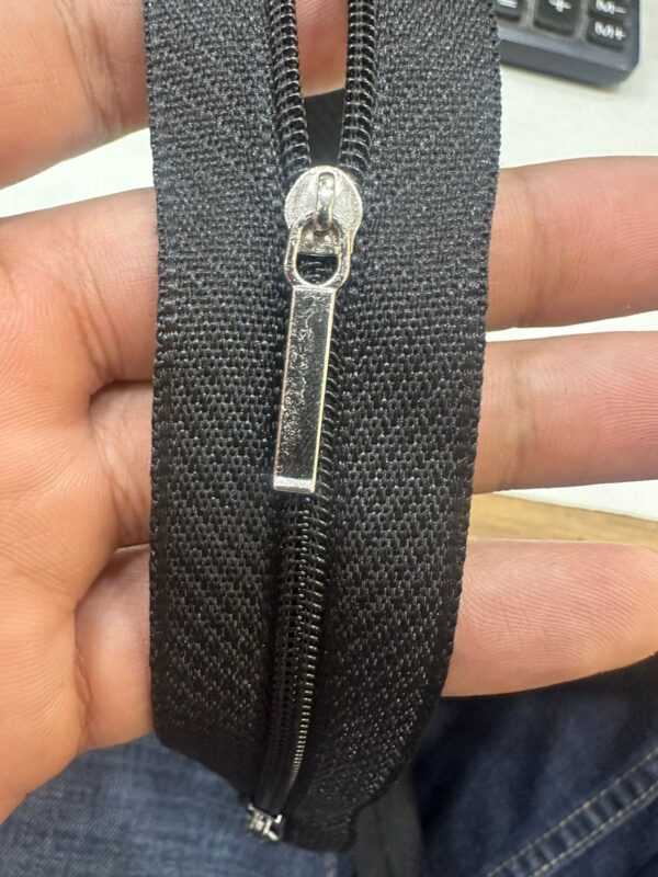7" zipper with slider